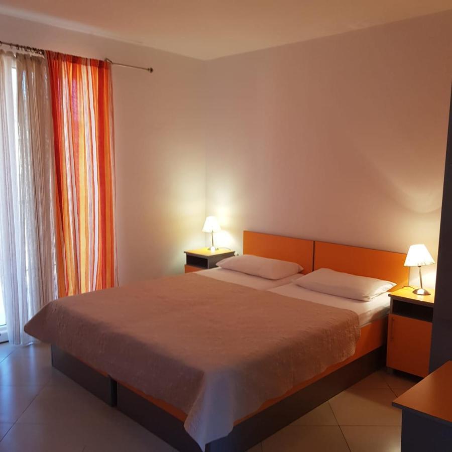 Apartments Galija Petrovac Extérieur photo